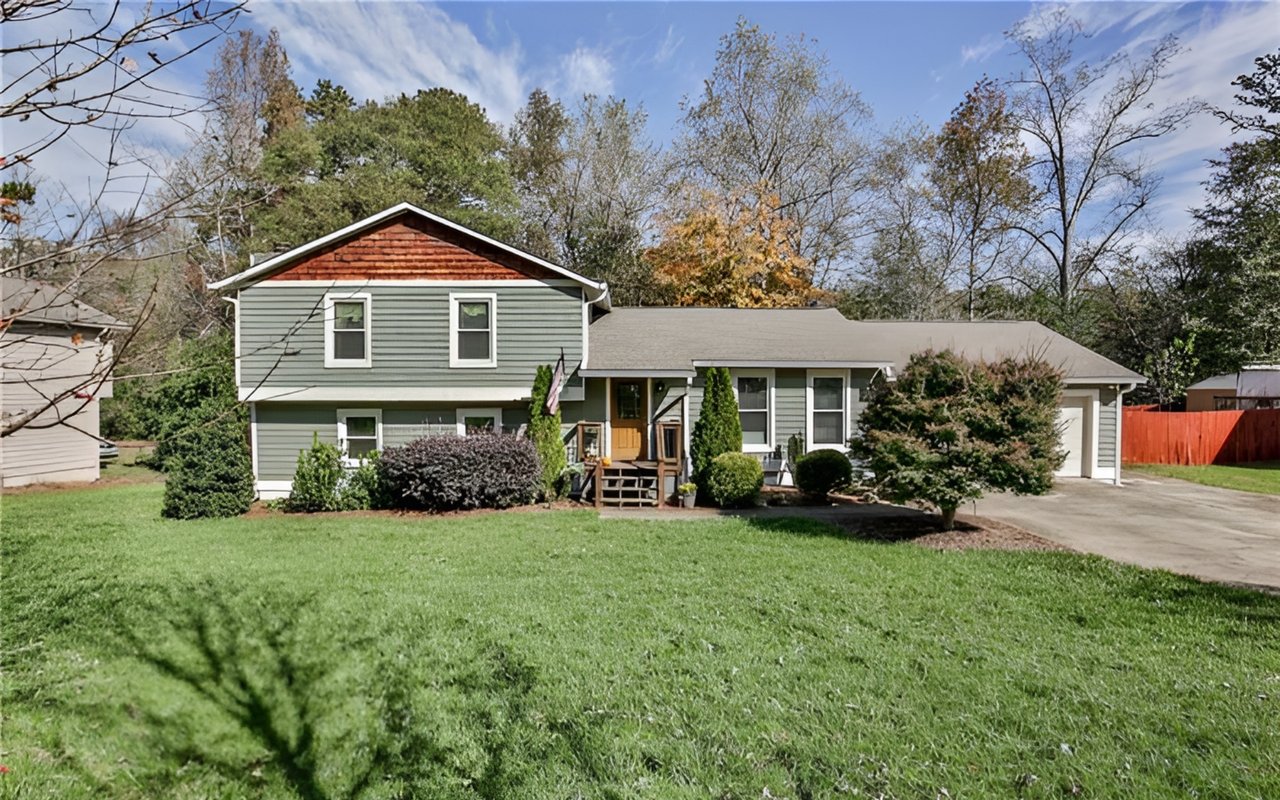 Check Out Dorsey Alston’s New Atlanta Luxury Home Listings for the Week!