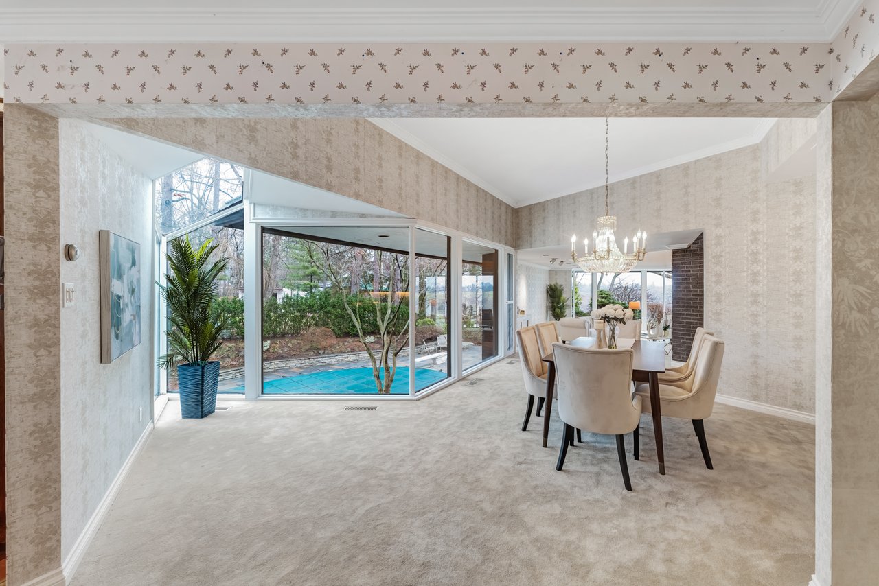 1000 Mississauga Heights Dr