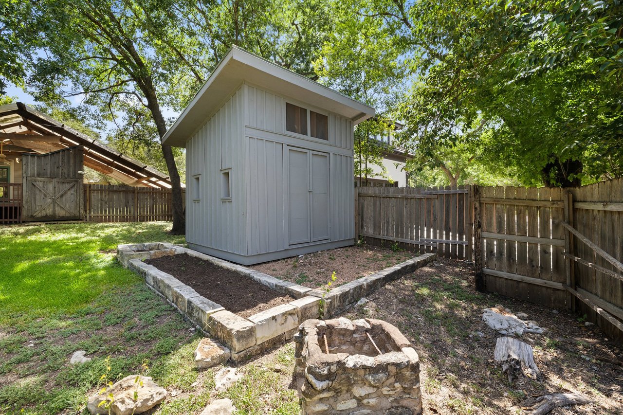 SOLD by Keenan Group: 706 E Monroe Street - Travis Heights Historic Charmer