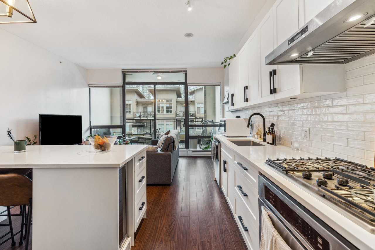 214-121 Brew St