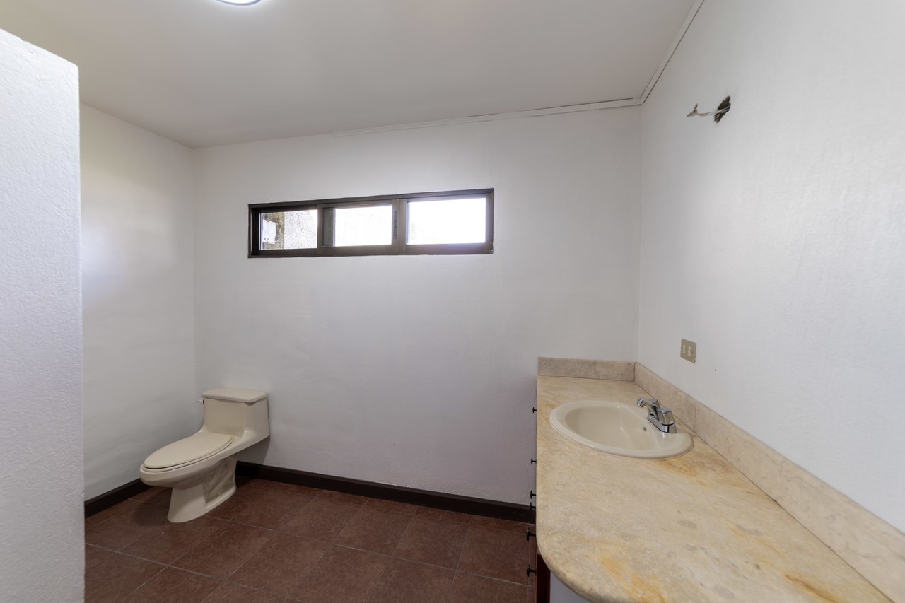 Private Gated Guest House Estate, Escazu, San Jose