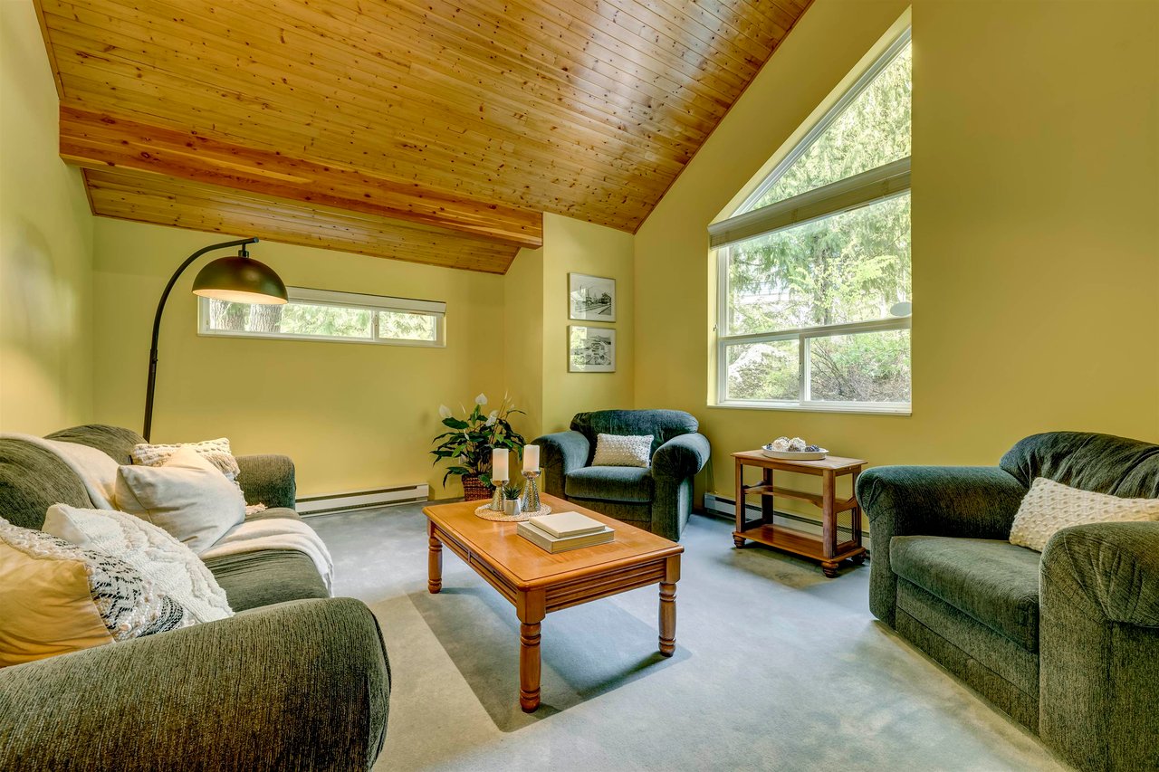 8720 Idylwood Pl
