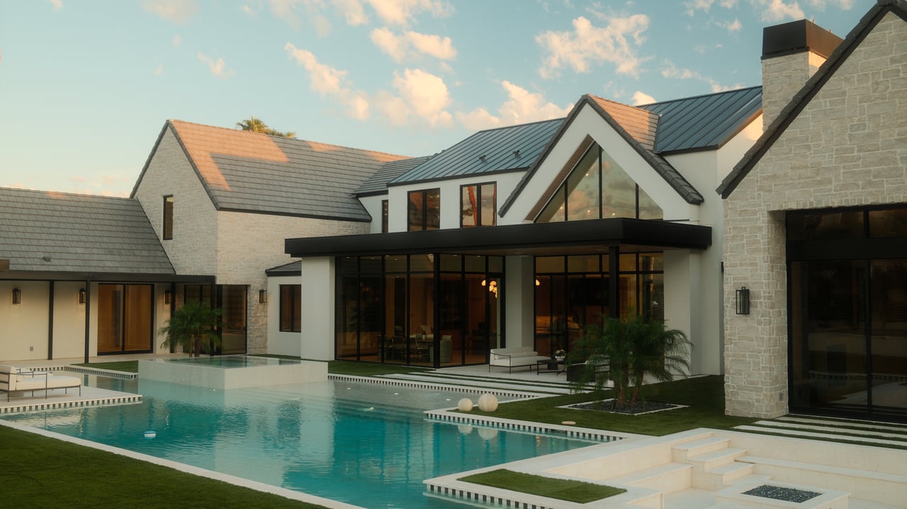 6230 E HILLCREST BLVD