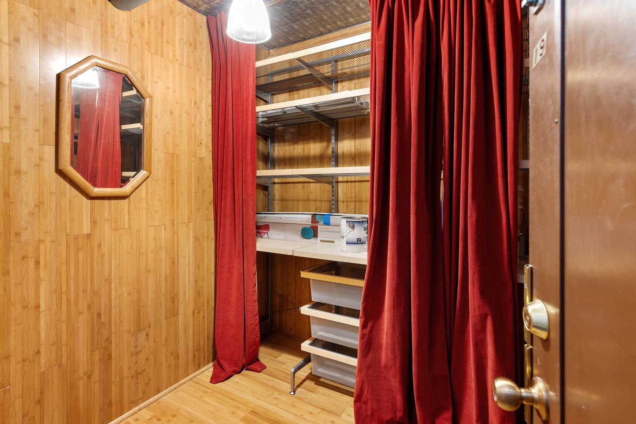 Classic 1-Bedroom Pacific Heights Charm