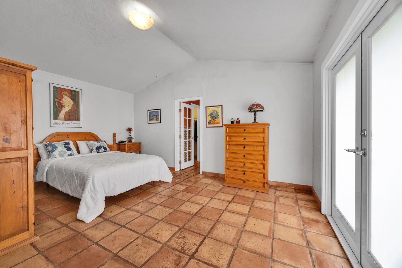 Estate Sale Opportunity in Kendall