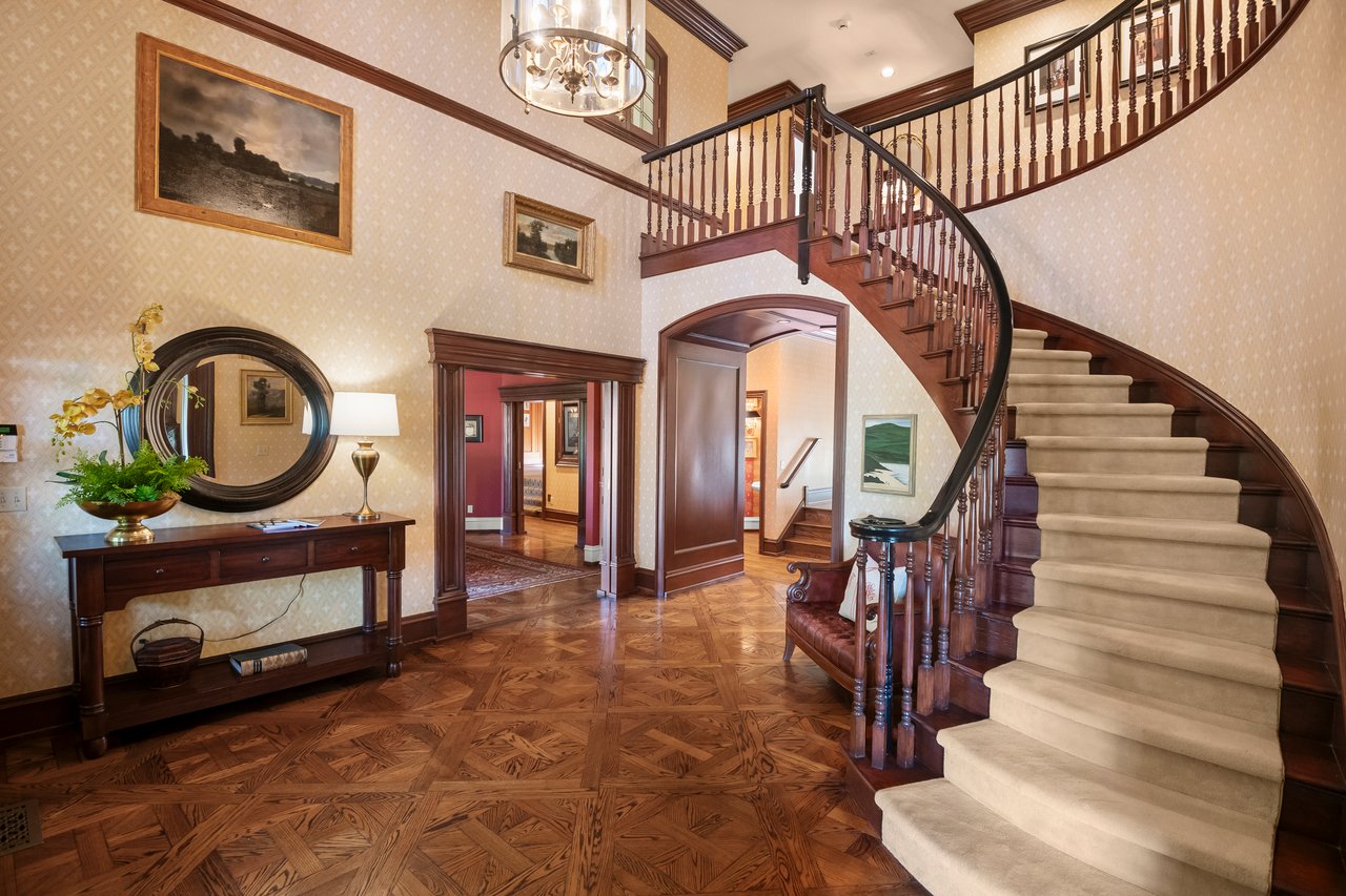 12359 Farr Ranch RD