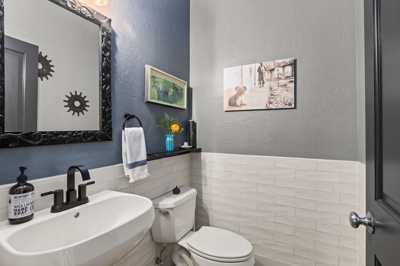 Fully Remodeled End Unit with Designer Luxury