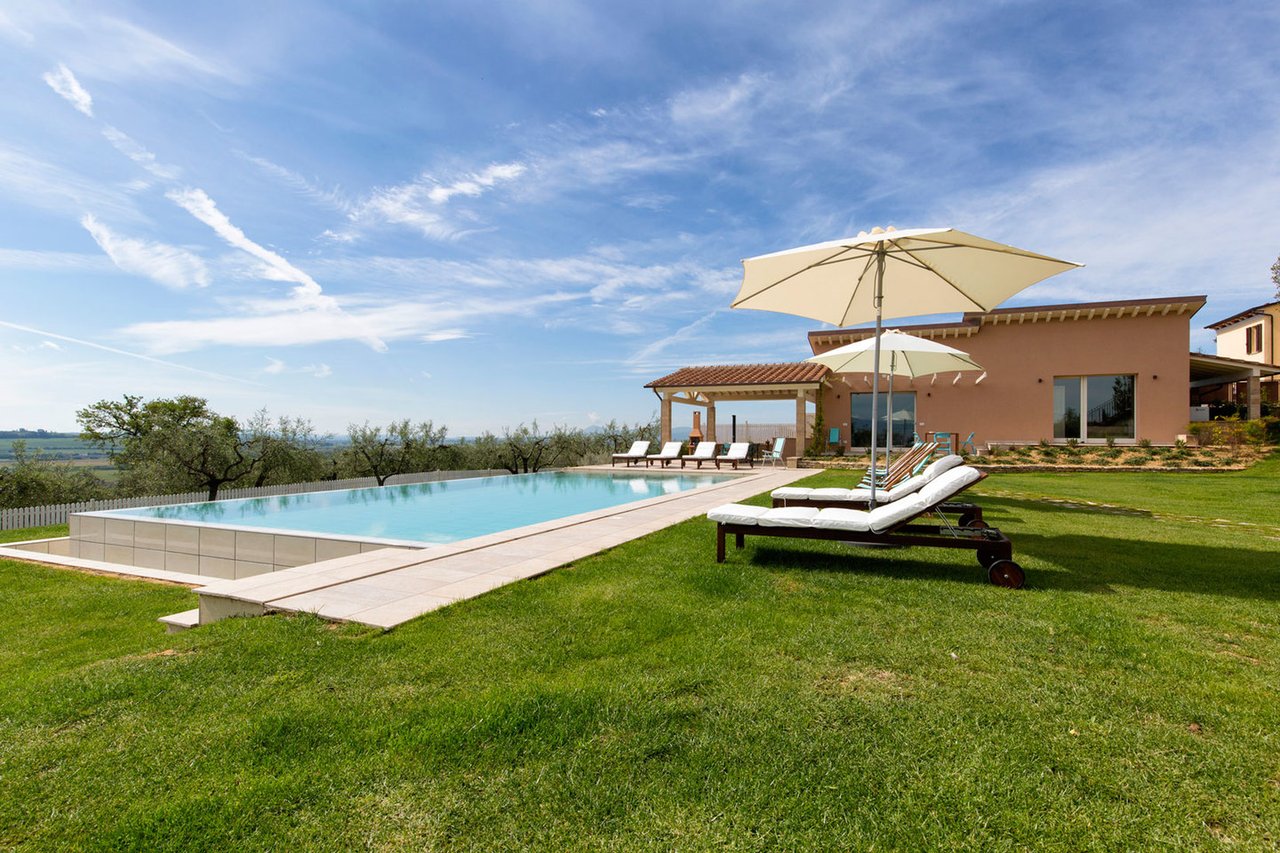 Luxury Countryside Villa