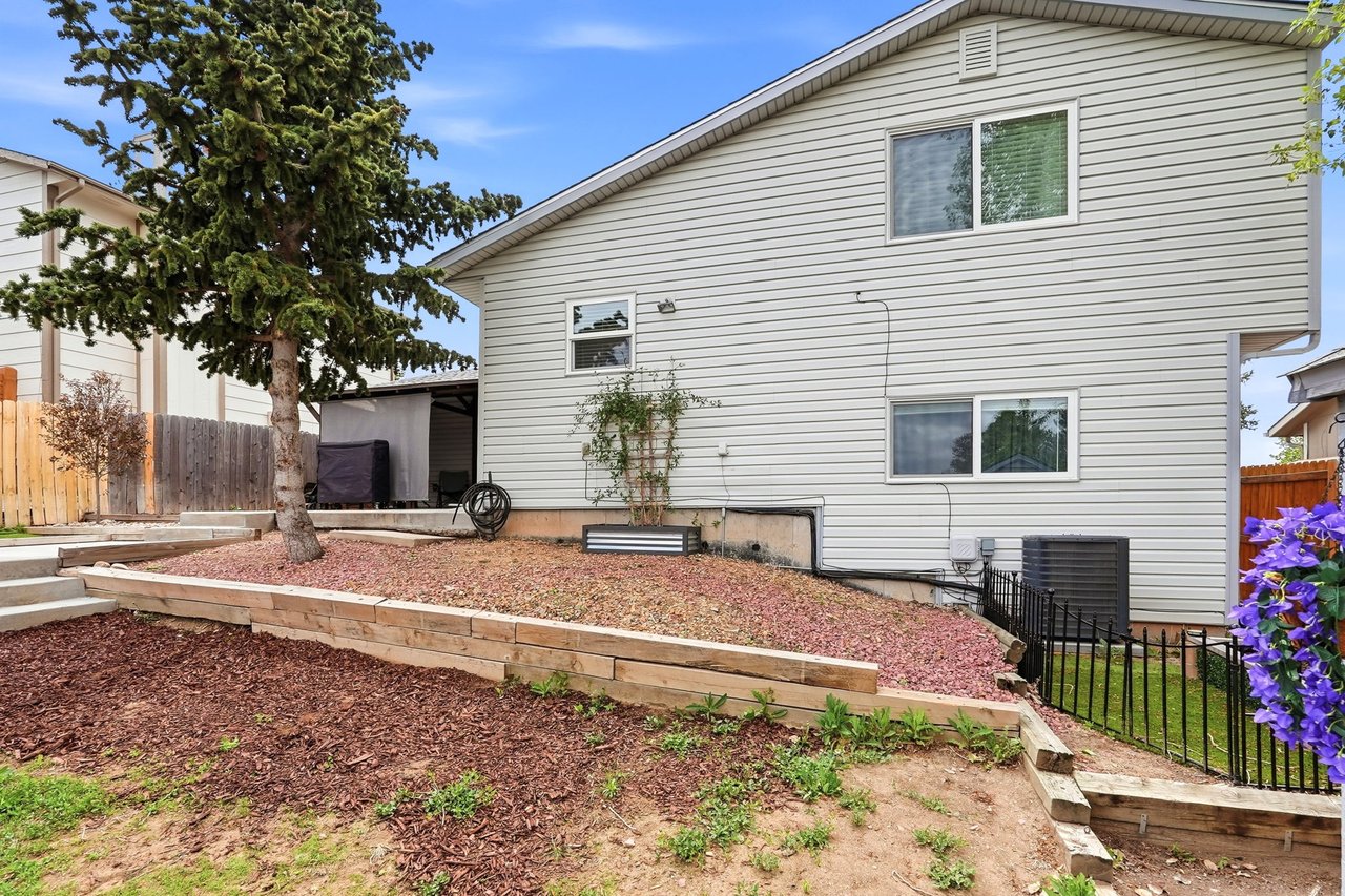 3820 Soft Breeze Way