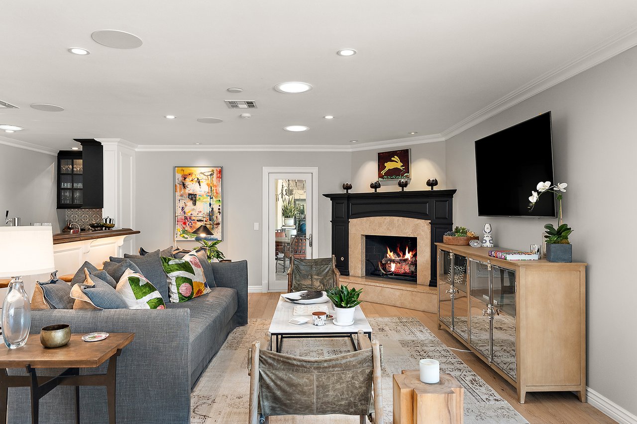 3508 E MARLETTE Avenue