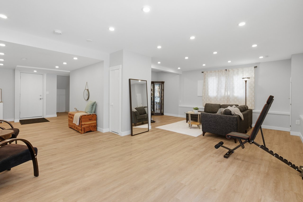 88 Woodfield Crescent SW