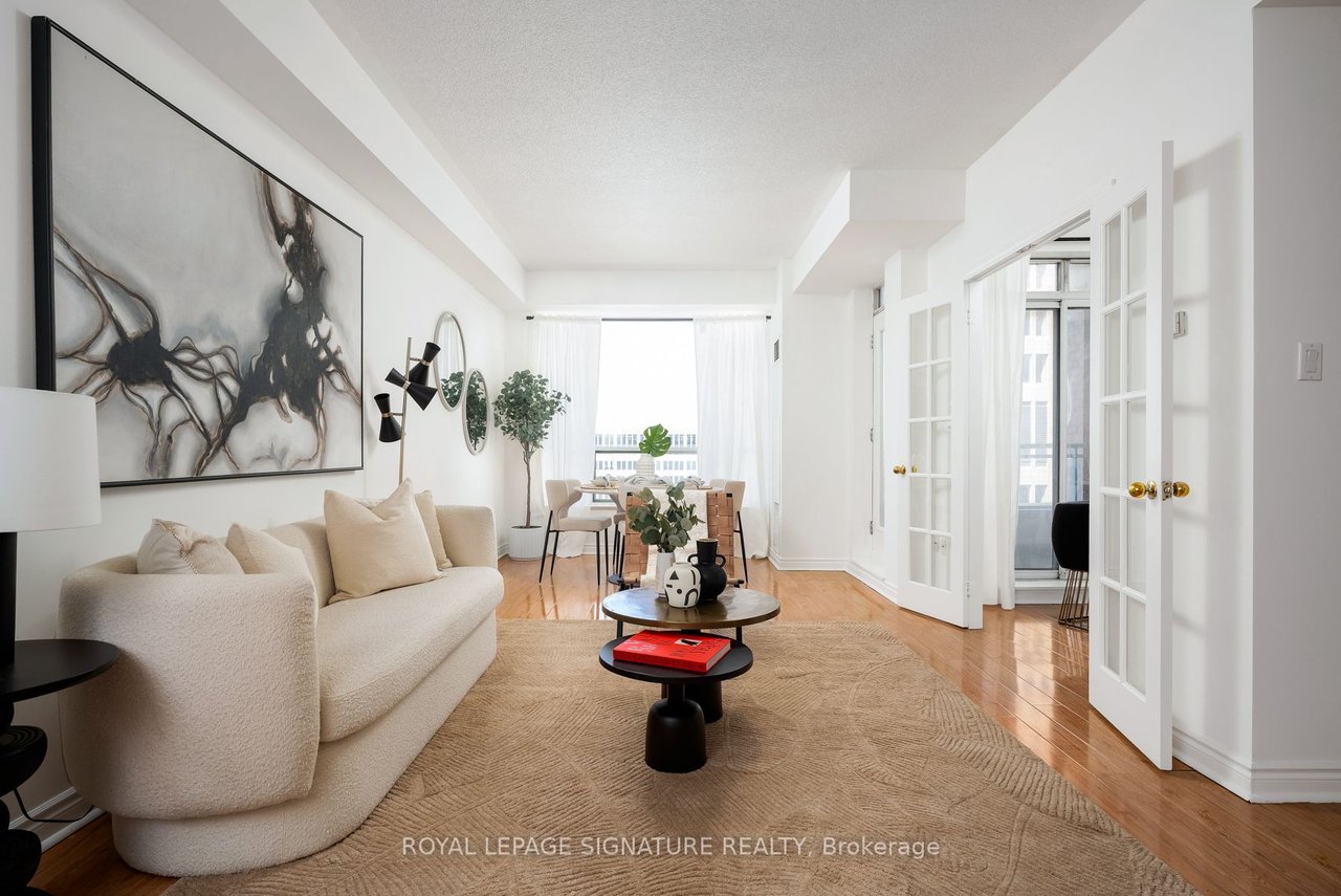 PENTHOUSE FOR DOWNTOWN LIVING 