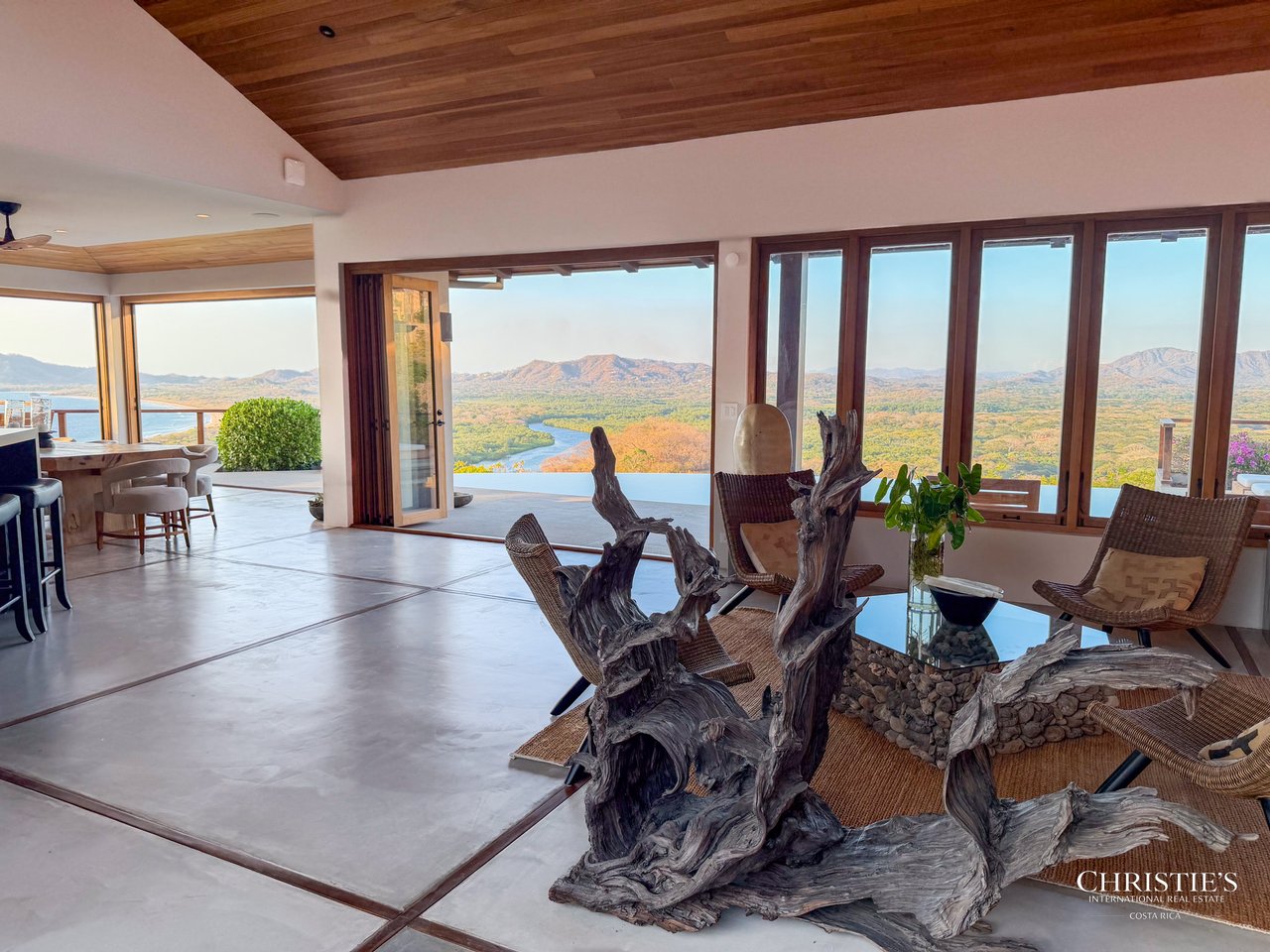 Casa Tres Doces - El Tesoro Development