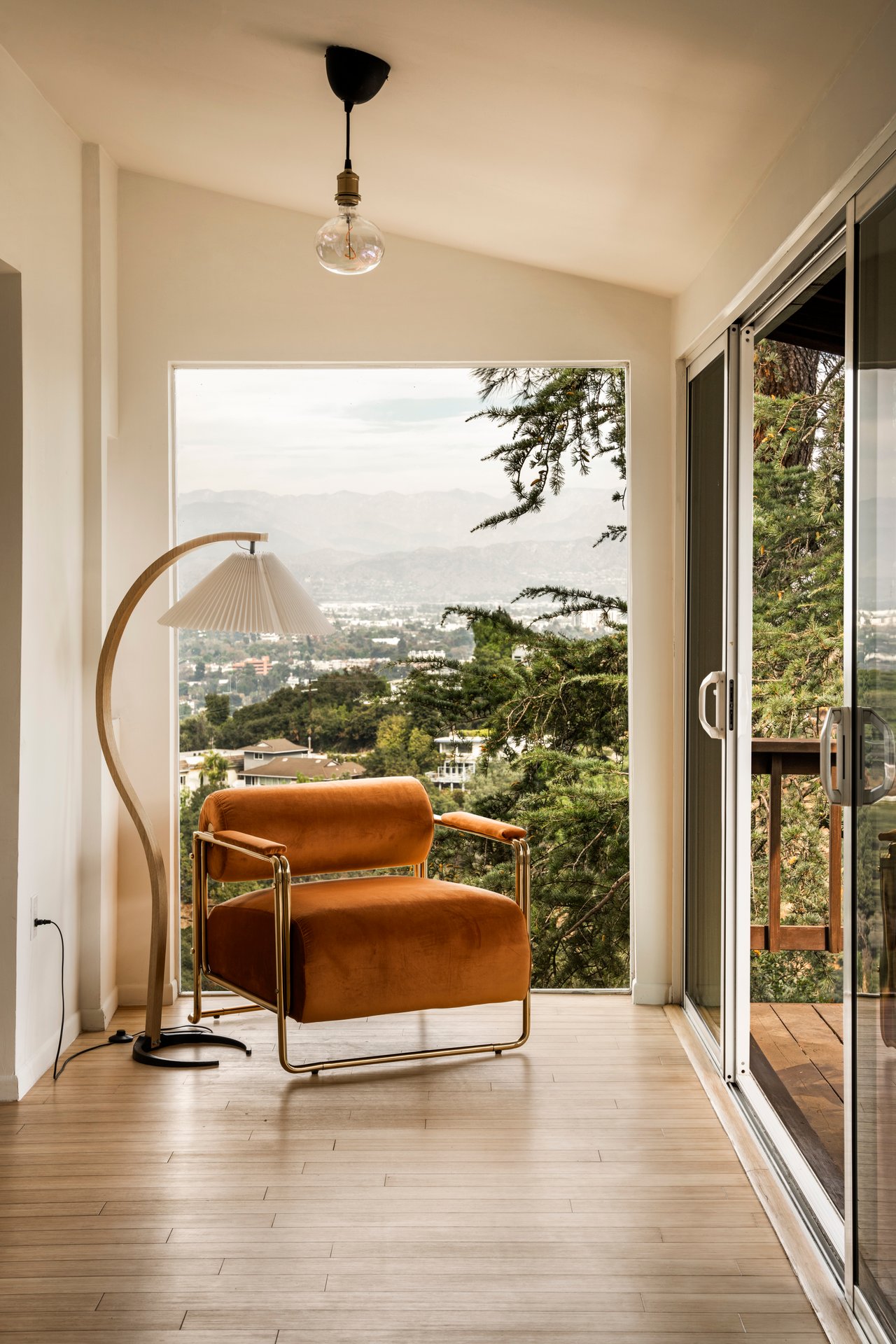 3720 Alta Mesa Dr, Studio City