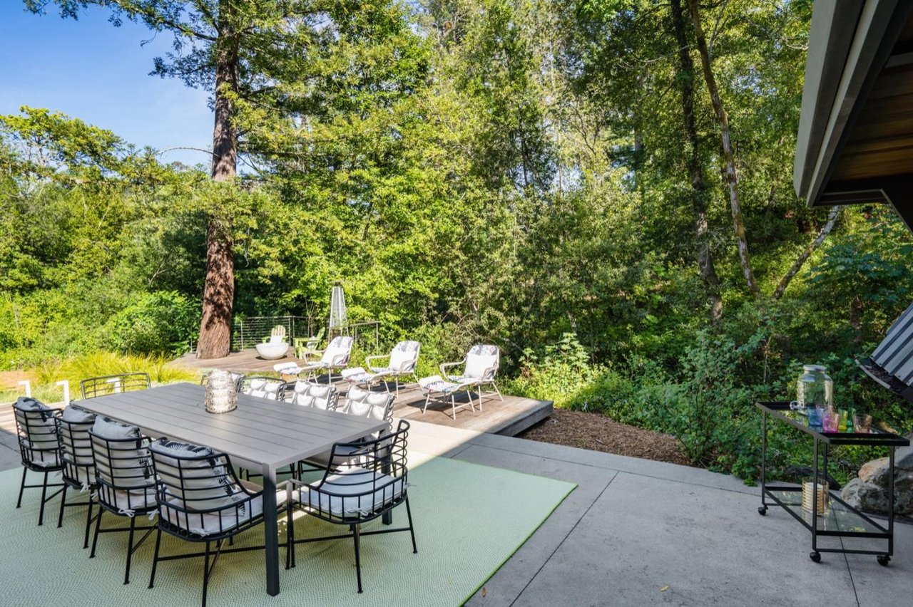 135 Willowbrook Drive
