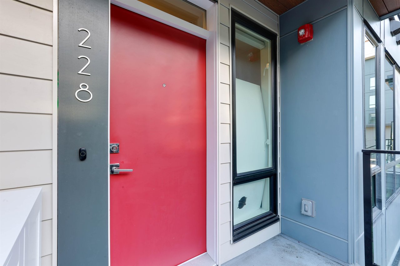 228-708 Lea Ave