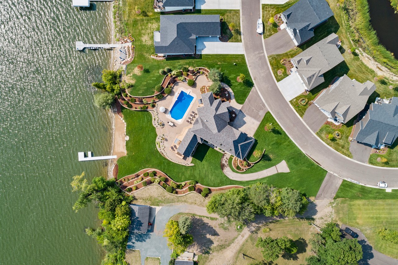 Three Market Realities Every Luxury & Waterfront Seller Should Understand Right Now