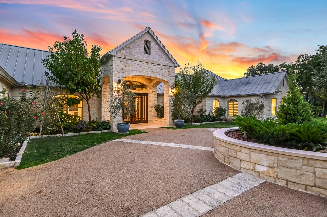 601 Crystal Creek DR