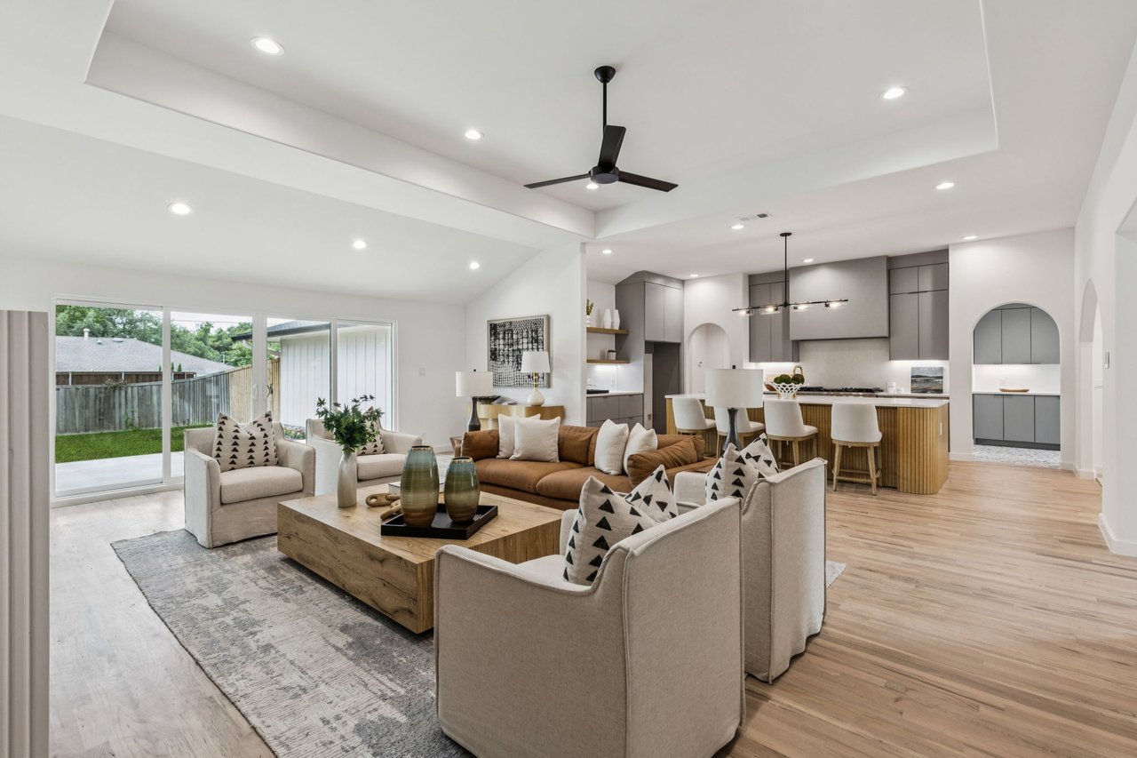 Available now  | 4216 Rickover 