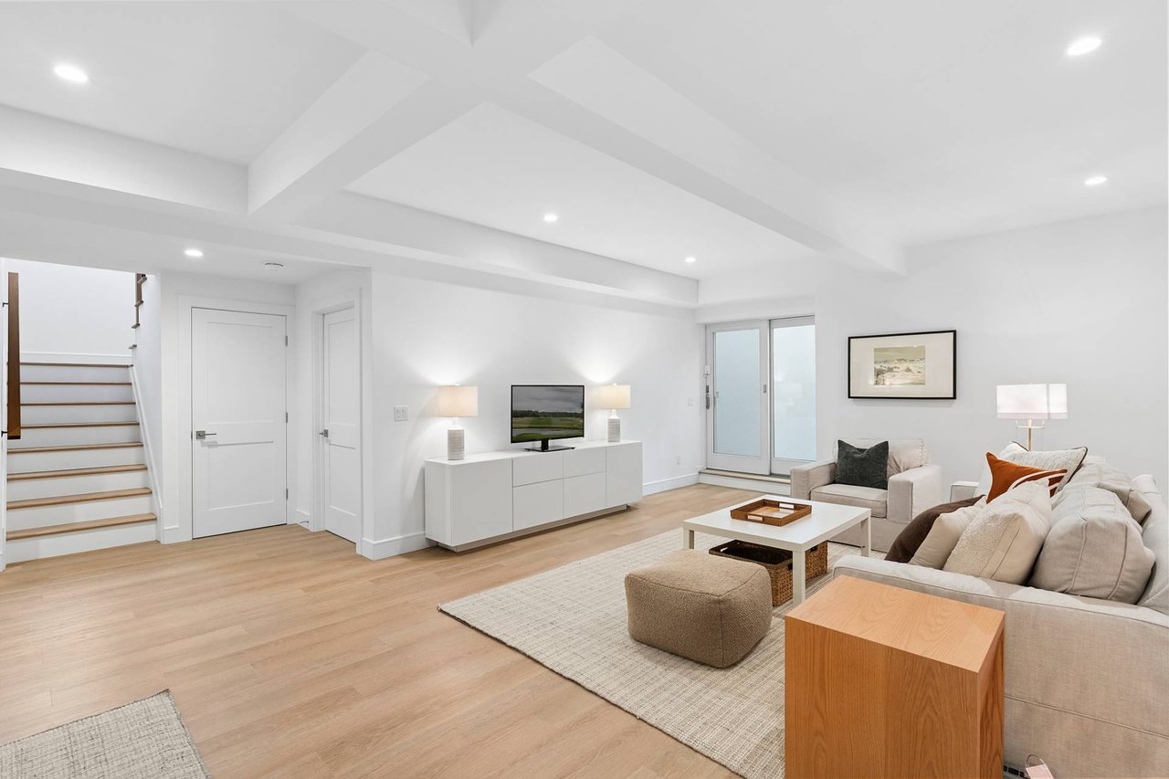 53 Wireless Rd