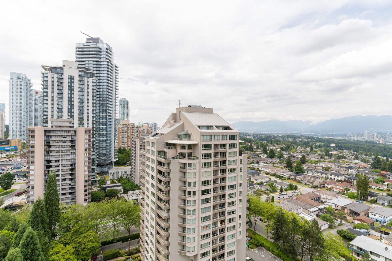 6055 Nelson Ave, #2102