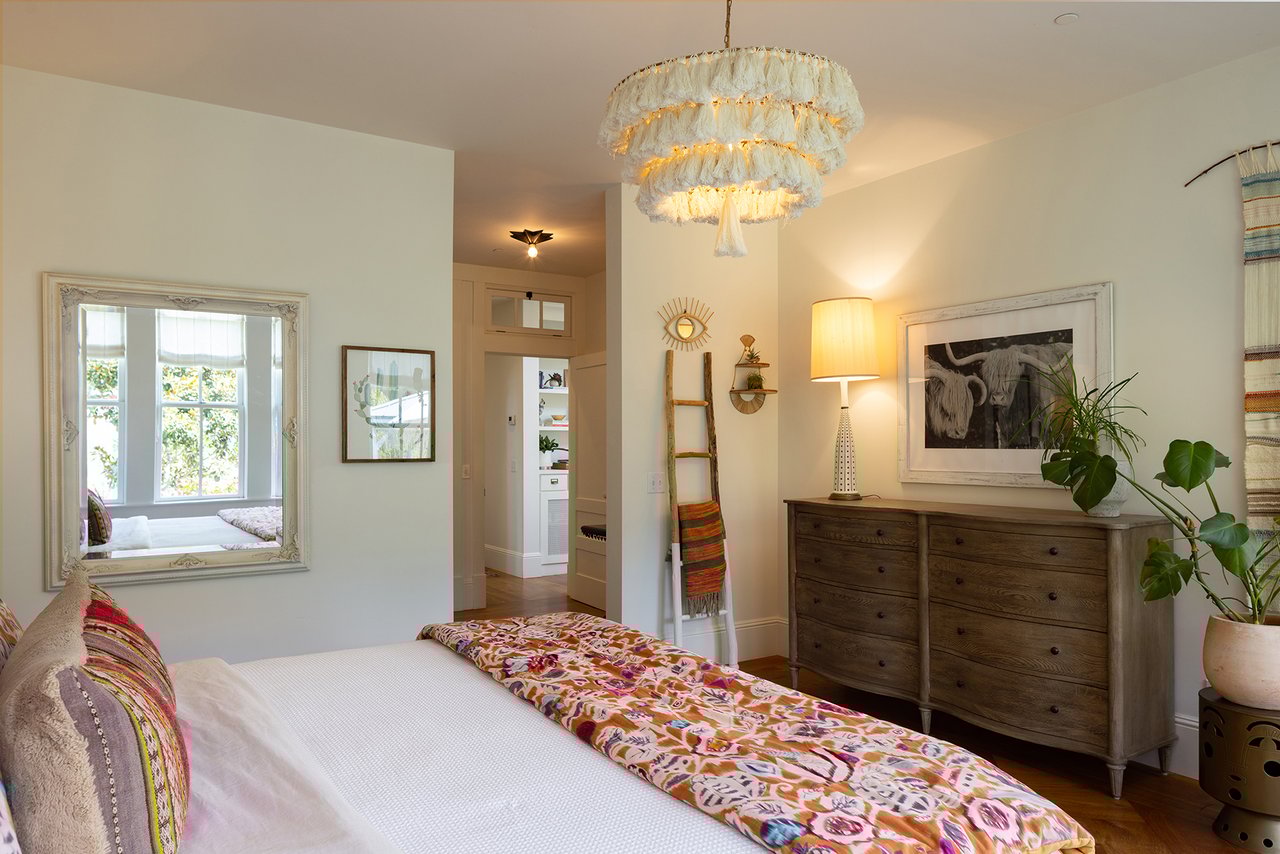 Honey Hill - 365 Race Horse Ln