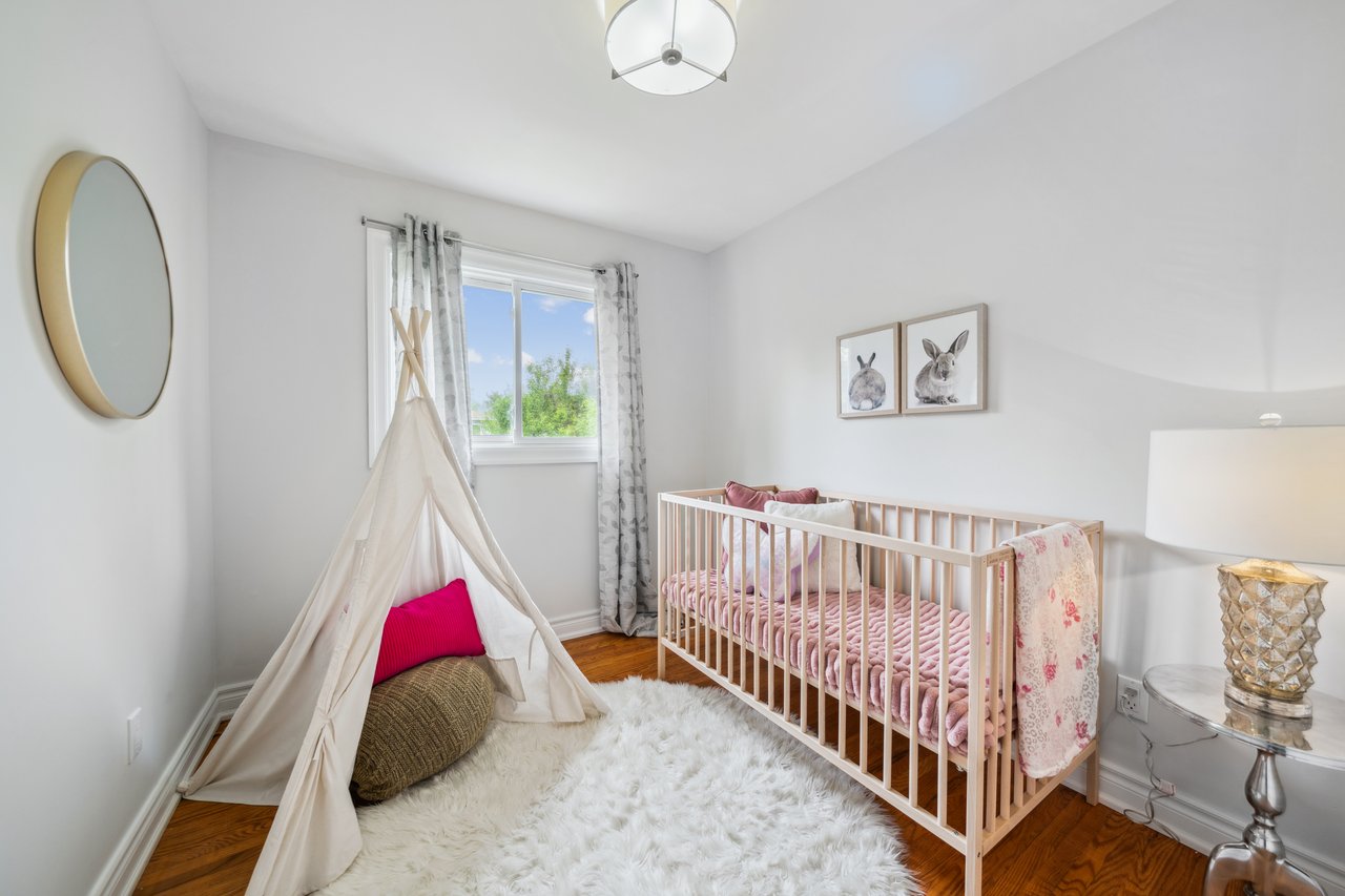 150 Orchard Heights