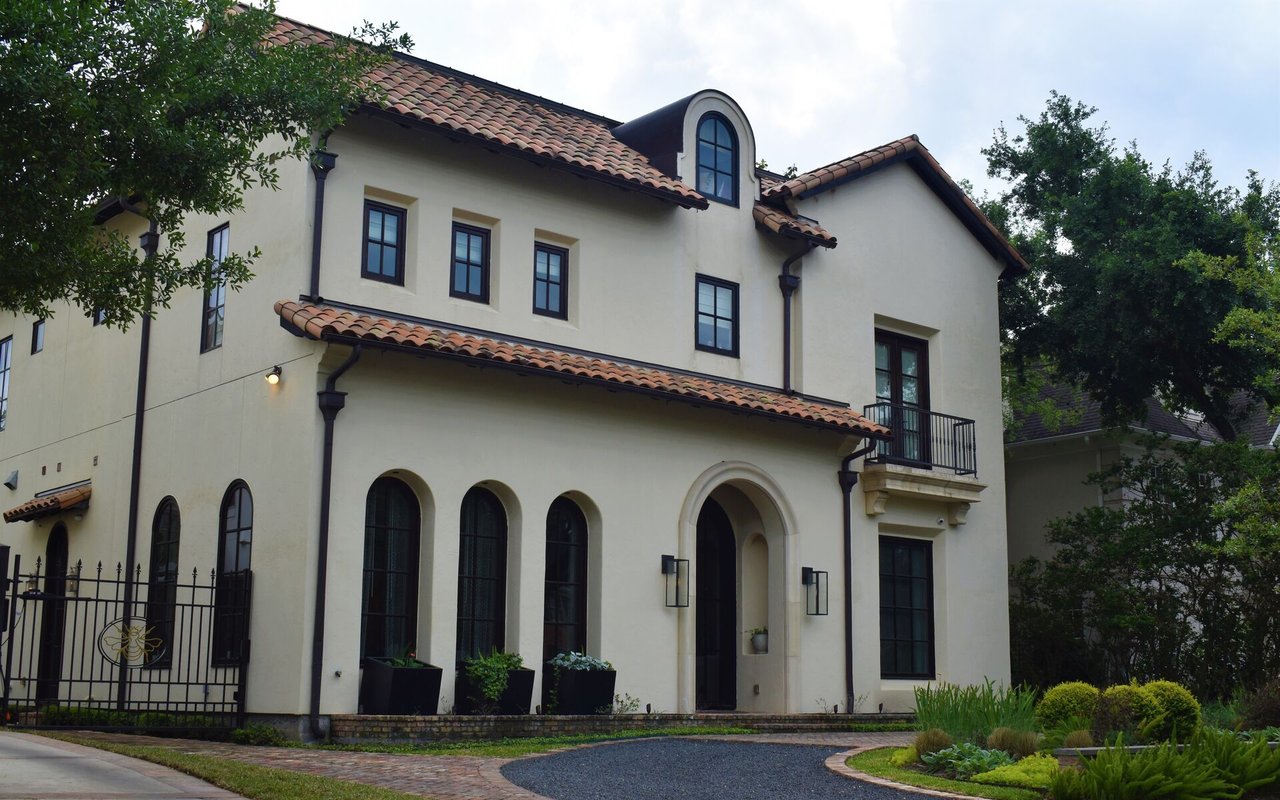 Garden Oaks