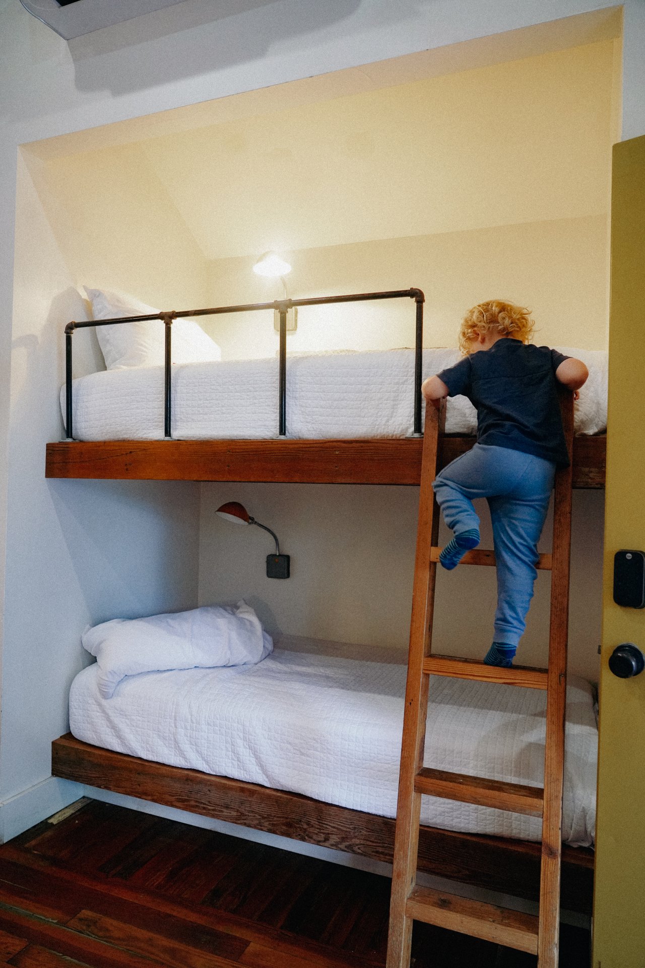 CAMP COMFORT