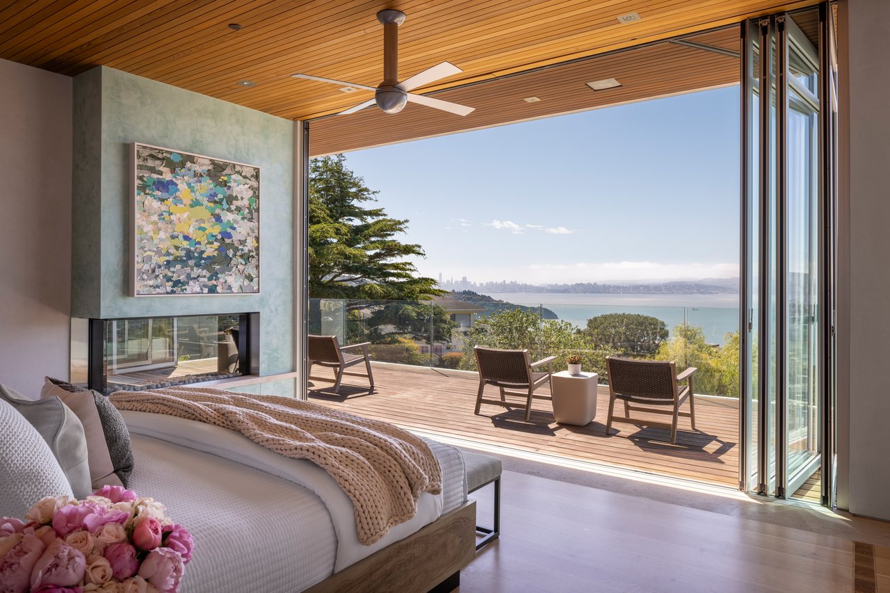 Iconic Modern Estate