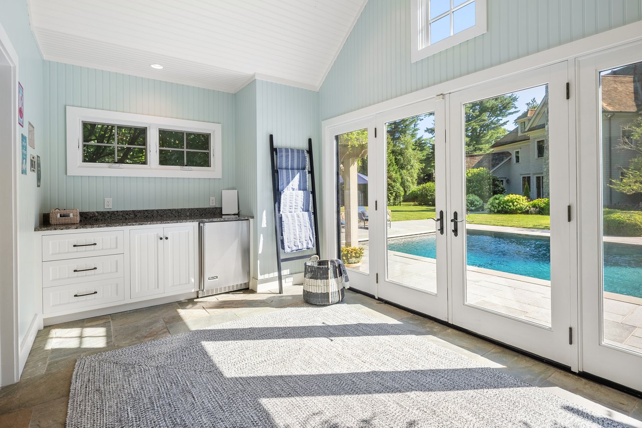 9 Greenbrier Road