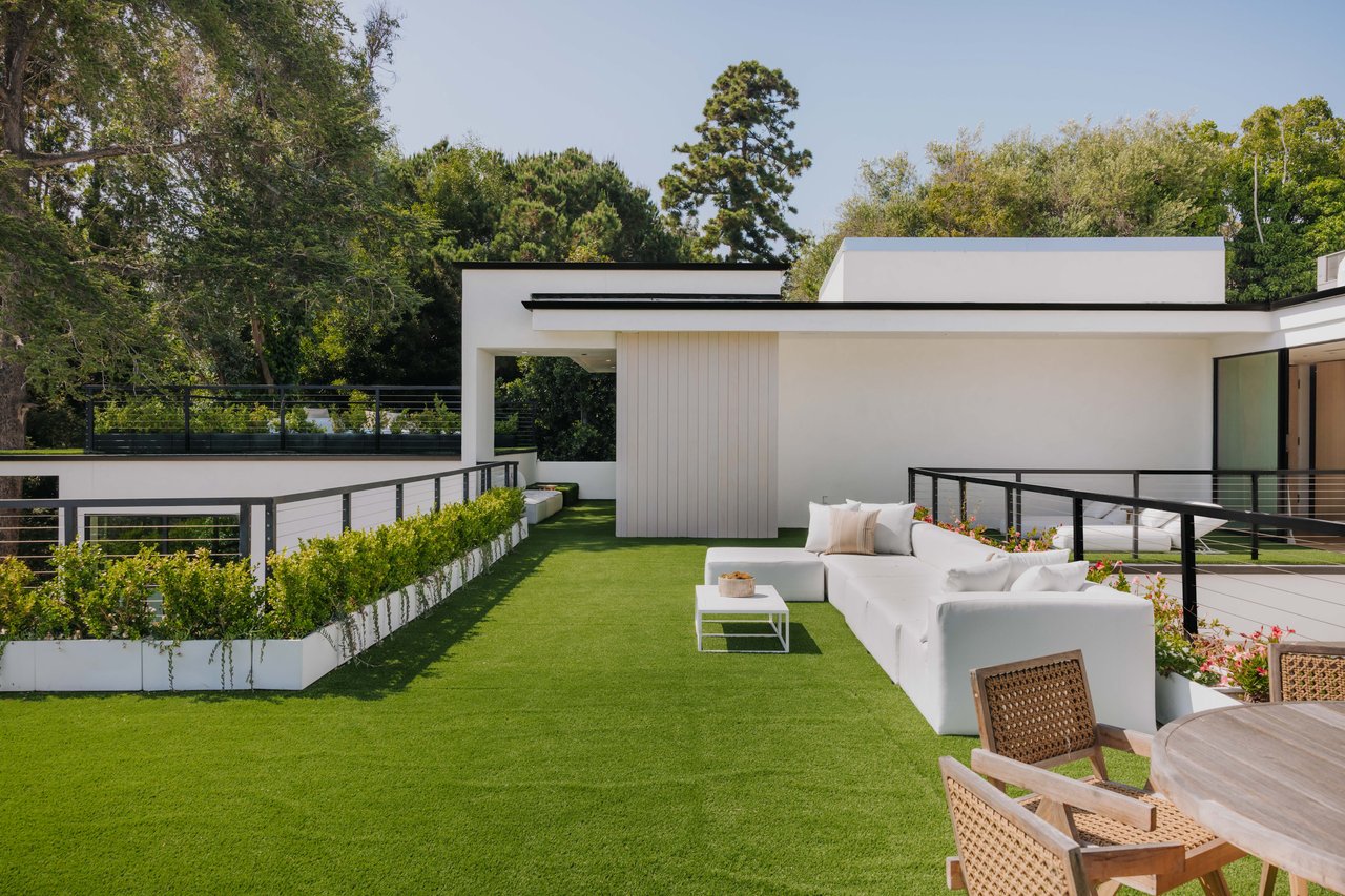 260 S Canyon View Dr