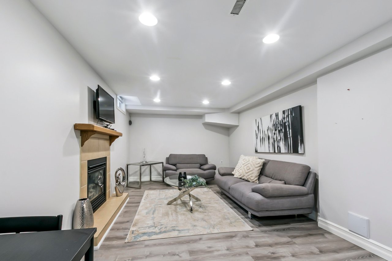 92 Golf Links Drive