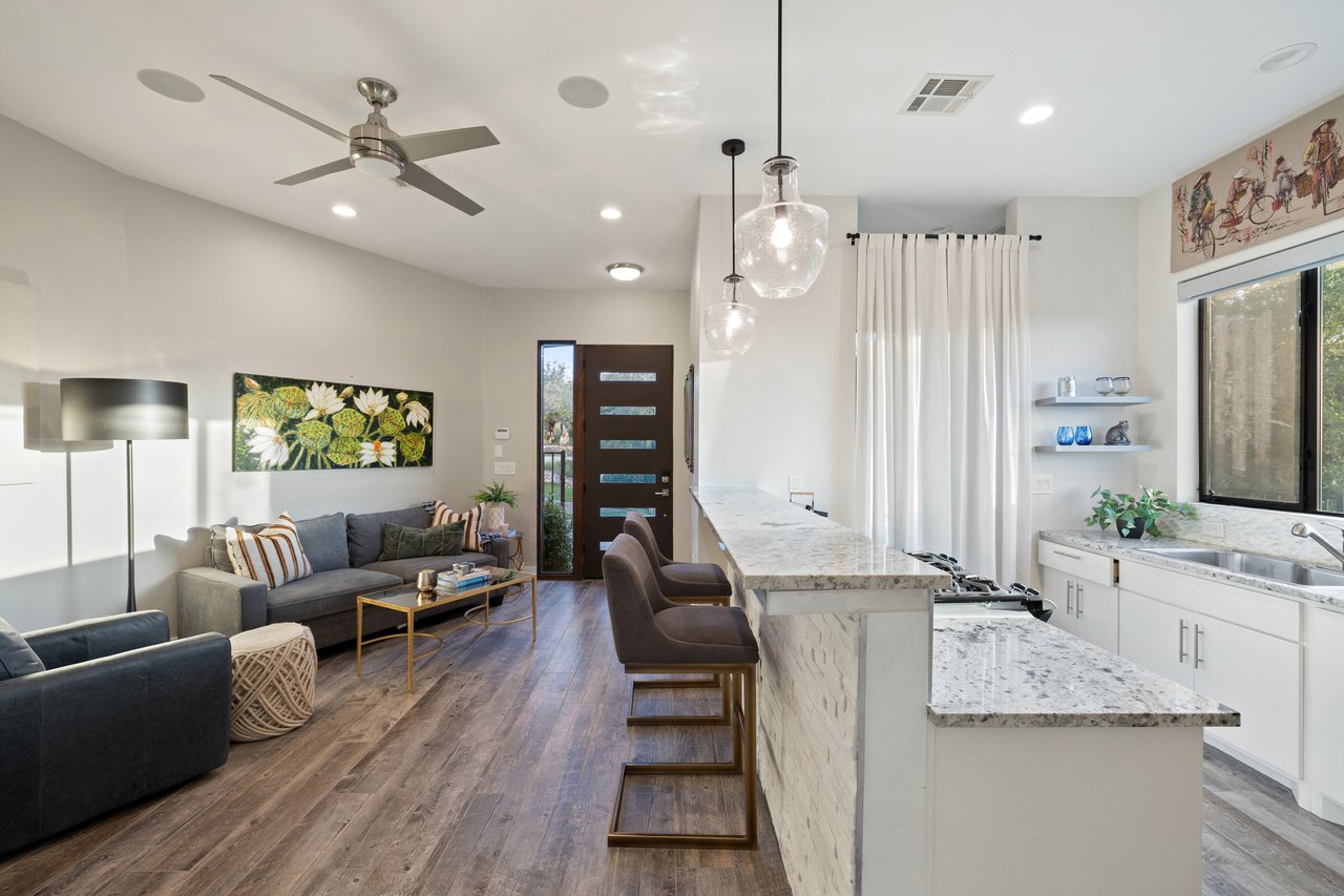 Spanish Oaks Luxury 