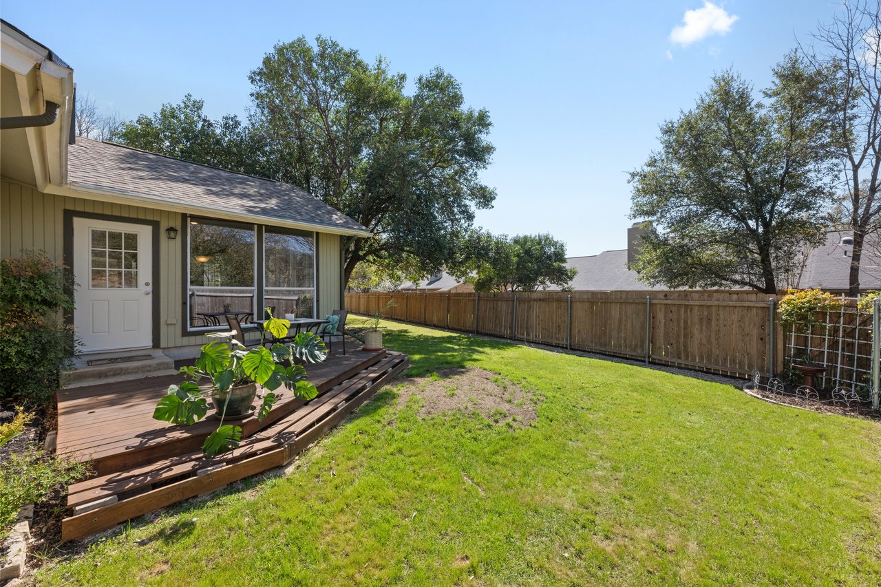6103 Waldon Hollow