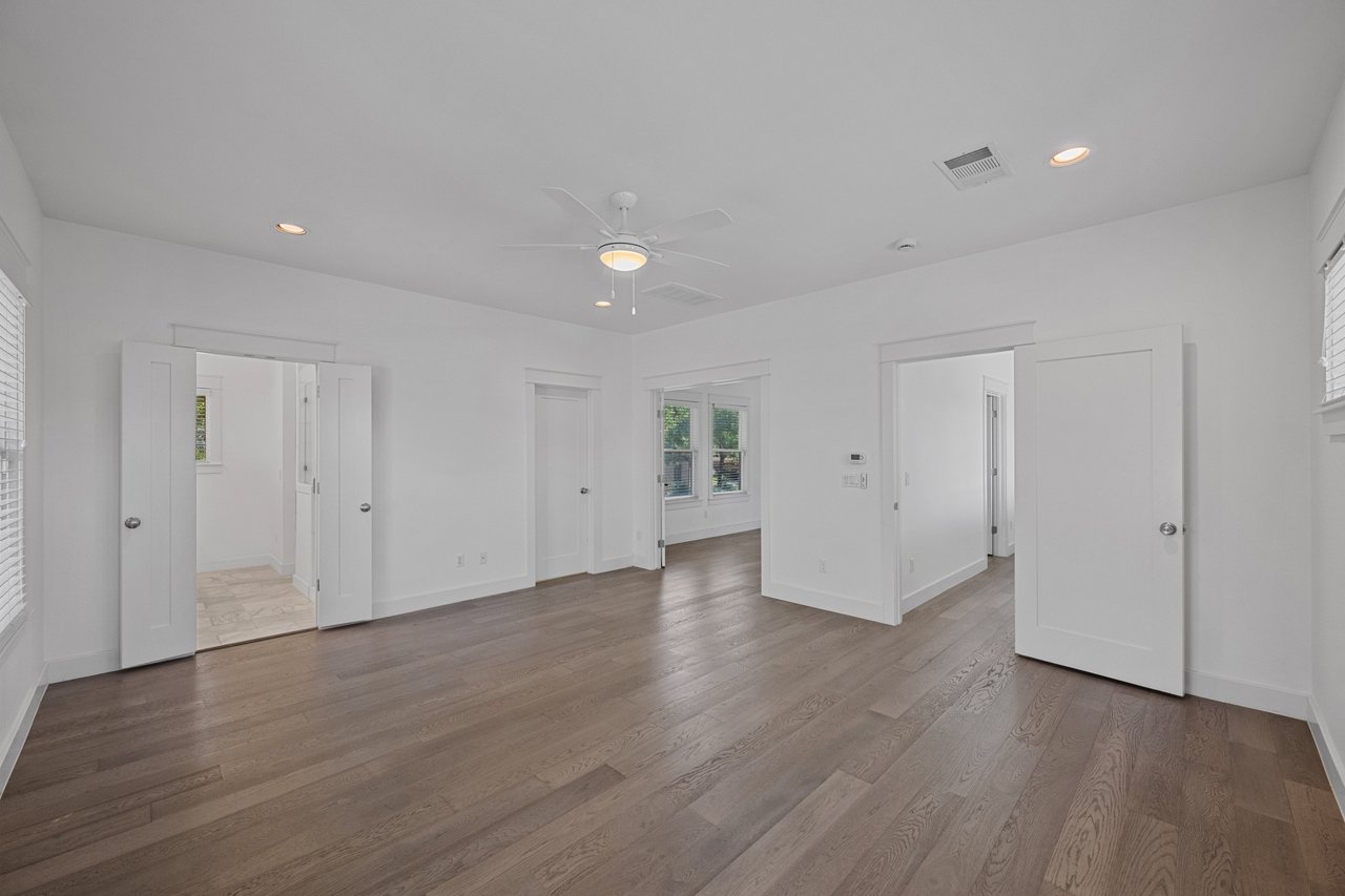 1403 W 12th Street #B