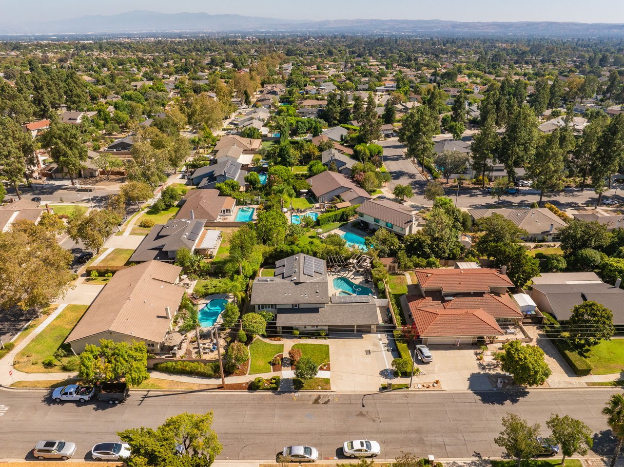 280 E Miramar