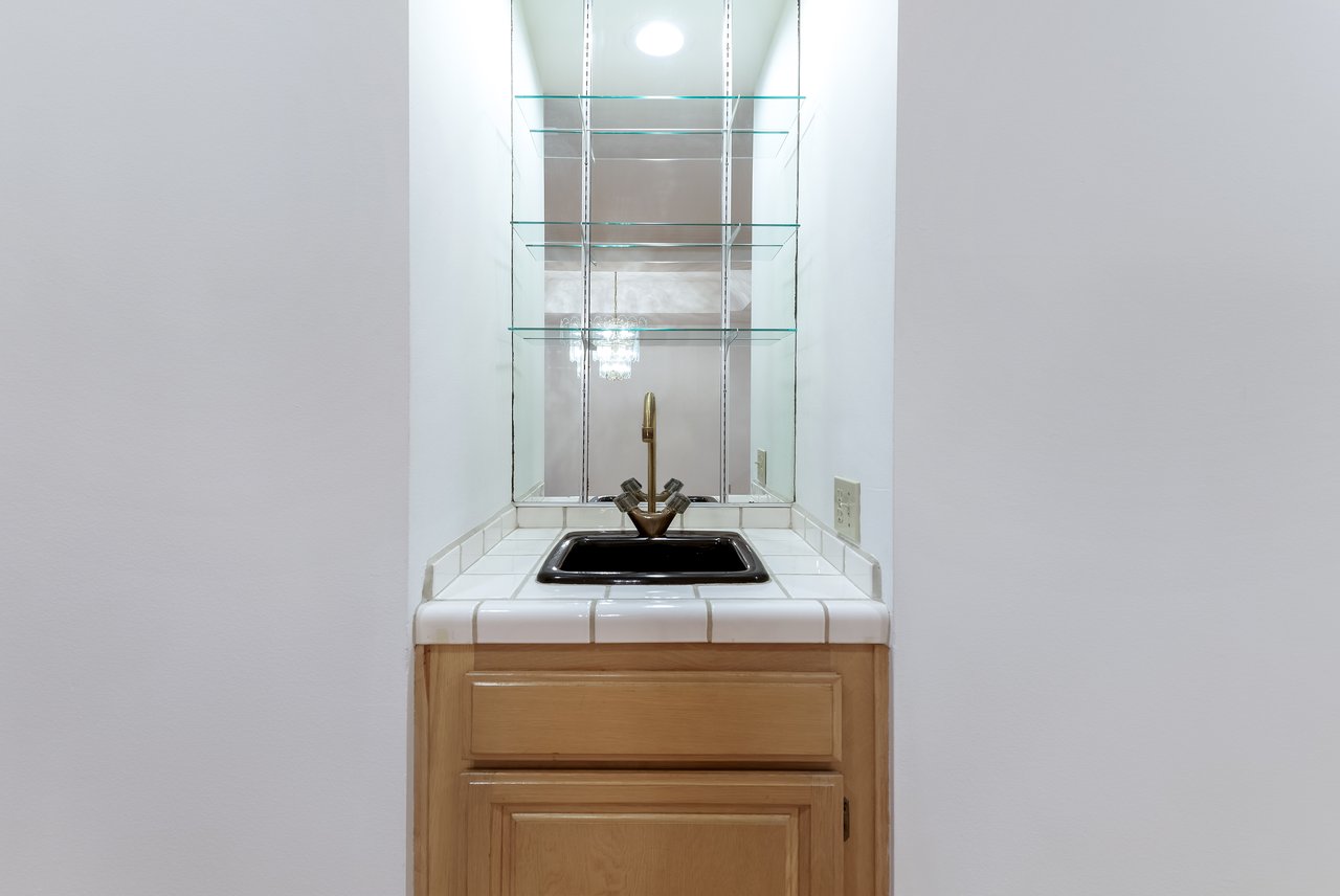 1930 S Beverly Glen Blvd #306