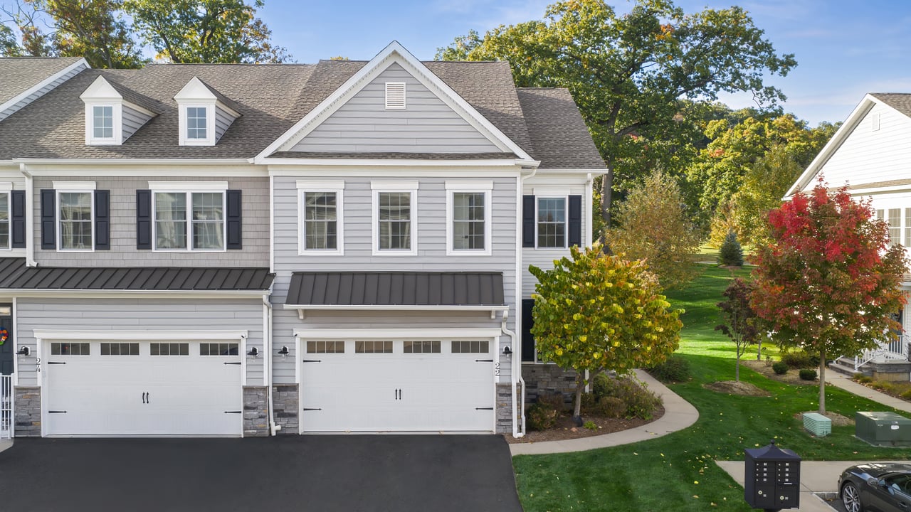 22 Aspen Dr