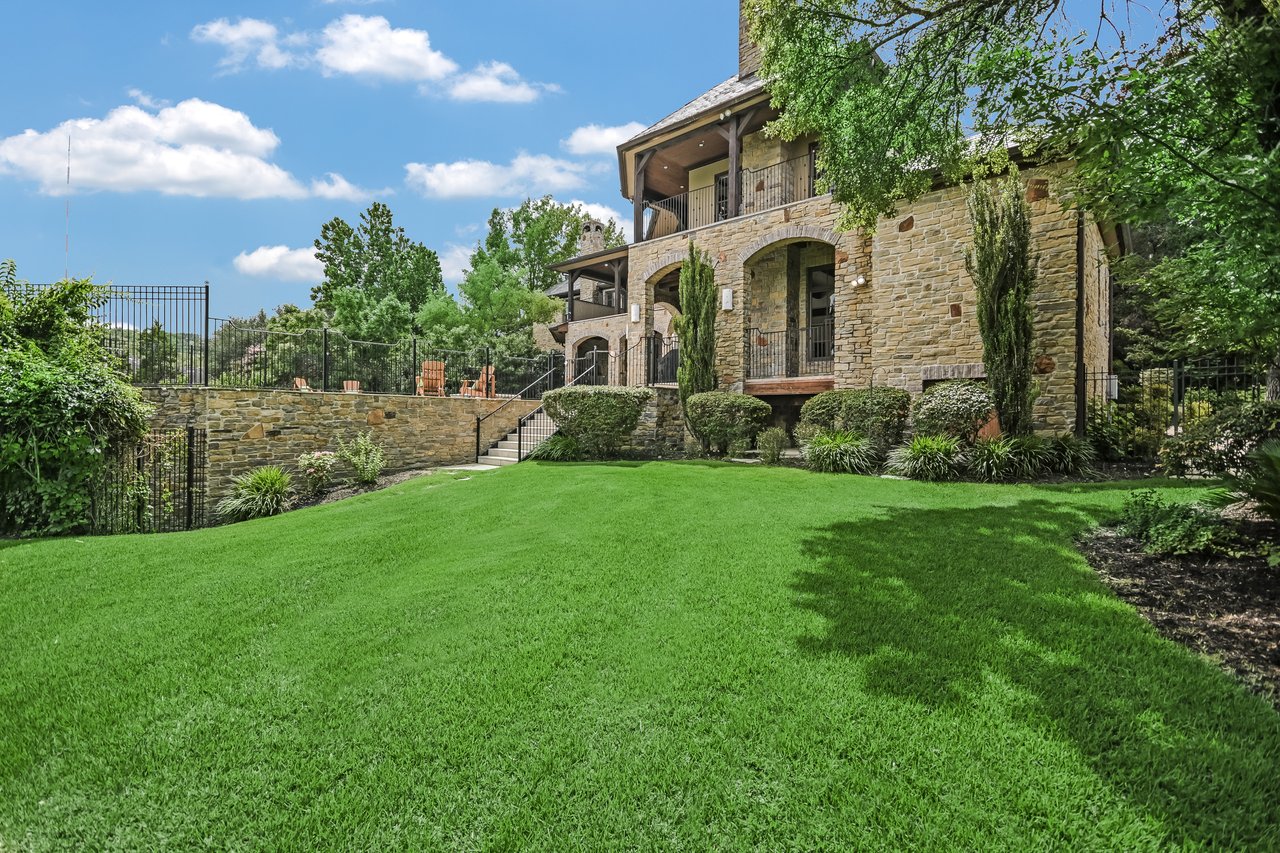 4604 Mantle Drive