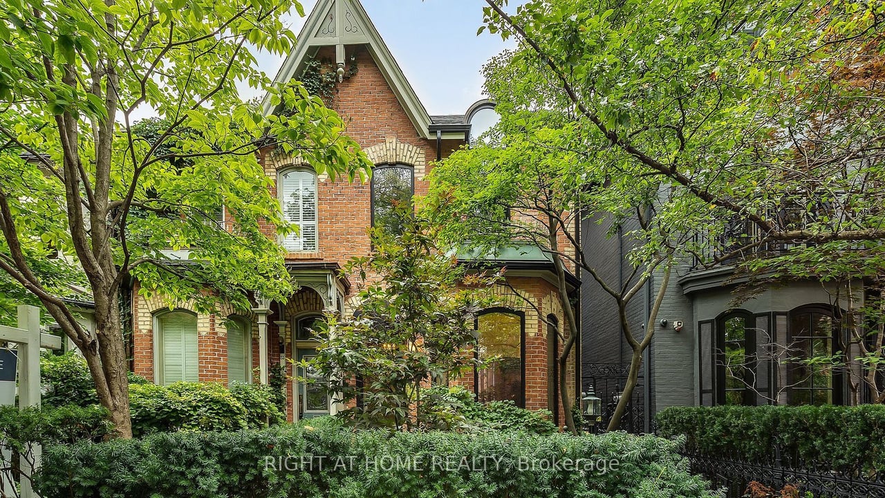 YORKVILLE FORESTY LUXURY