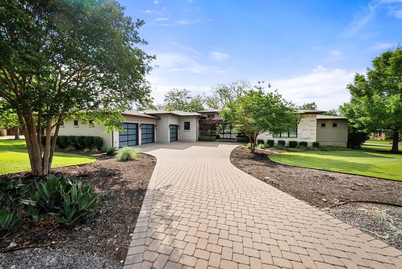 8508 Big View Drive