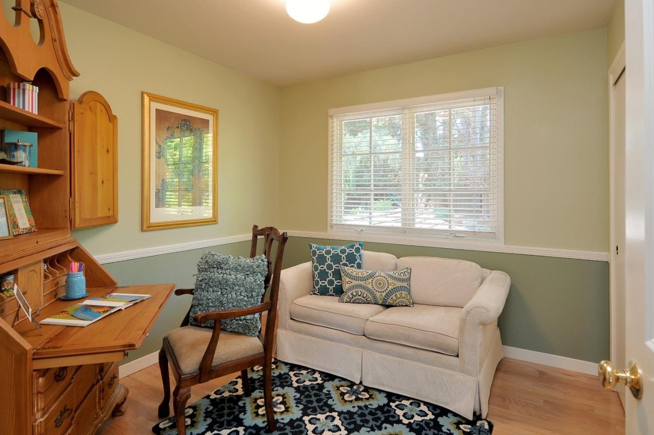 1115 Cascade Drive
