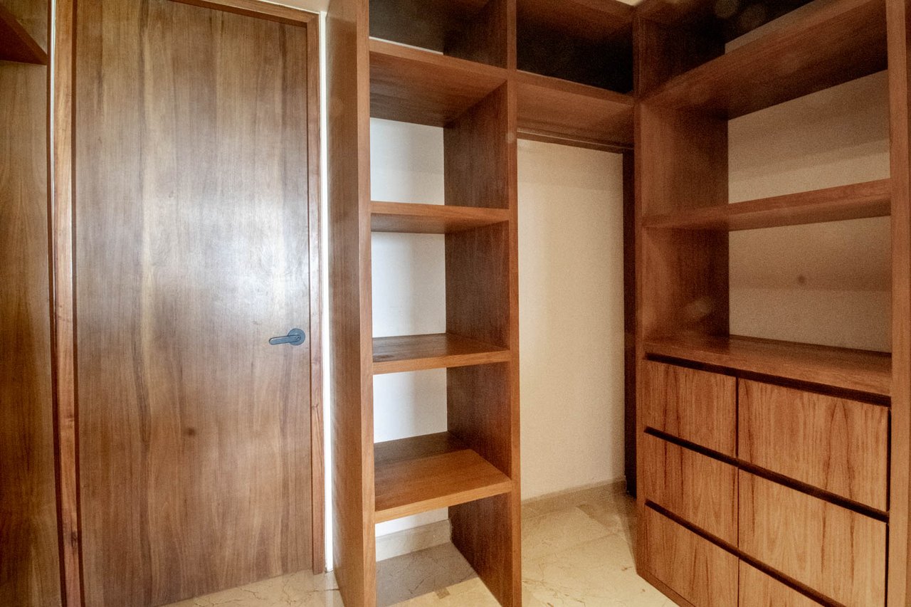 Penthouse | Antaal