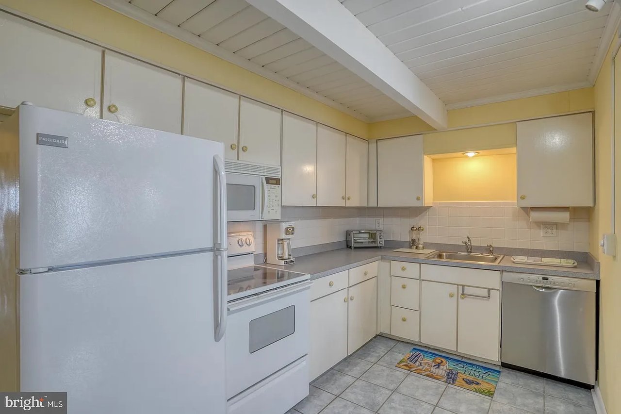 7401 Atlantic Ave #33