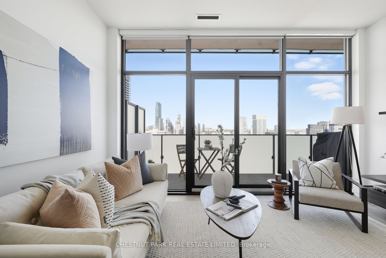 PRESTIGEOUS PENTHOUSE AT 20 LOMBARD