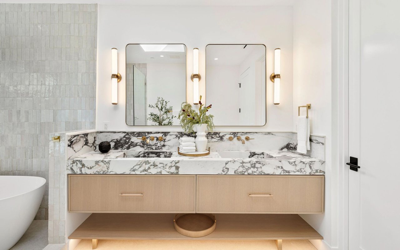 Bathroom Facelift