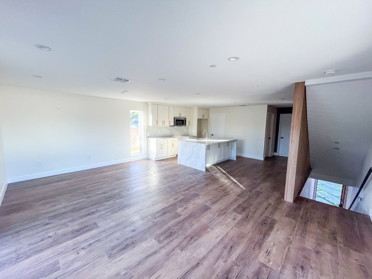 Brand-New Luxury Triplex in Jefferson Park