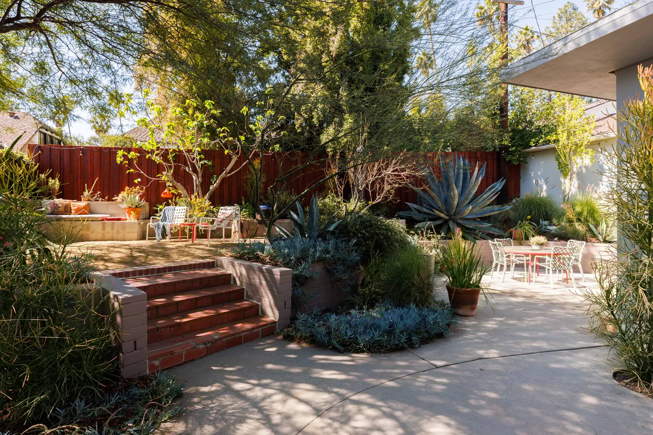 How to Renovate Your Backyard to Increase Home Value