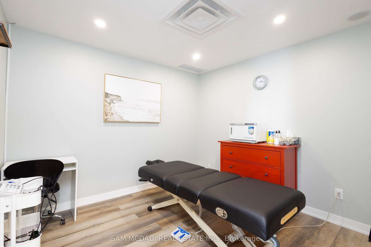 3466 Mavis Rd, #4